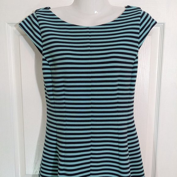 Lilly Pulitzer Navy & Turquoise Blue Striped Cap Sleeve Midi Dress - size S - Picture 2 of 9